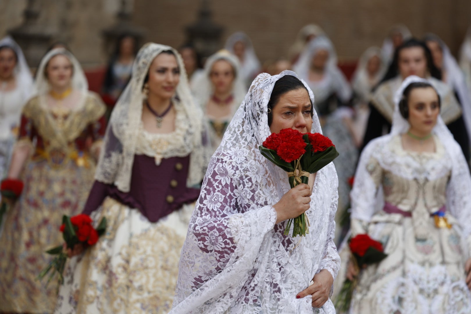 Búscate en la Ofrenda de las Fallas 2024: domingo 17 de marzo