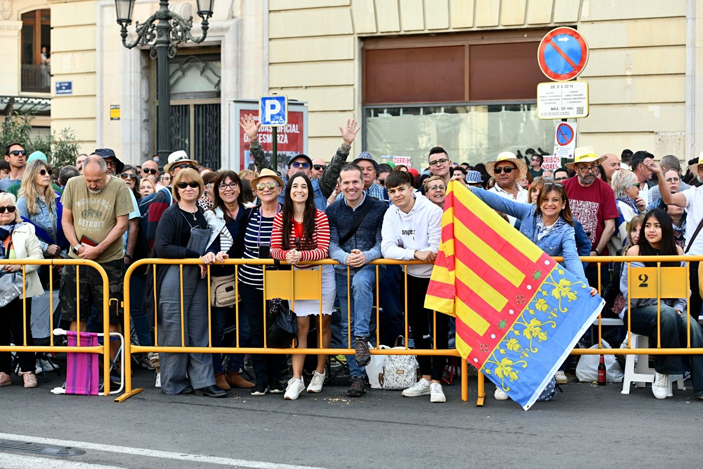 Búscate en la mascletà de este domingo 17 de marzo