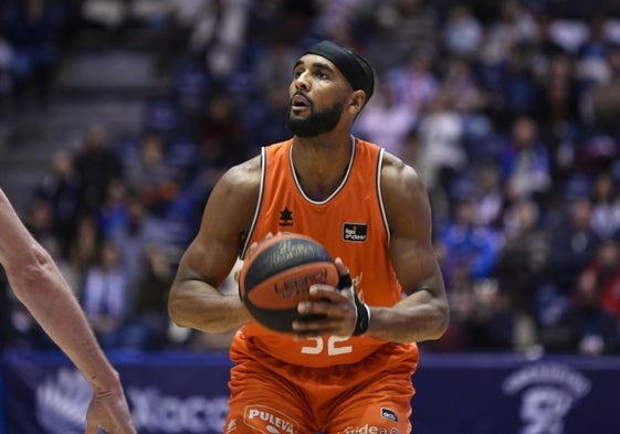 Brandon Davies, durante el partido contra el Obradoiro.