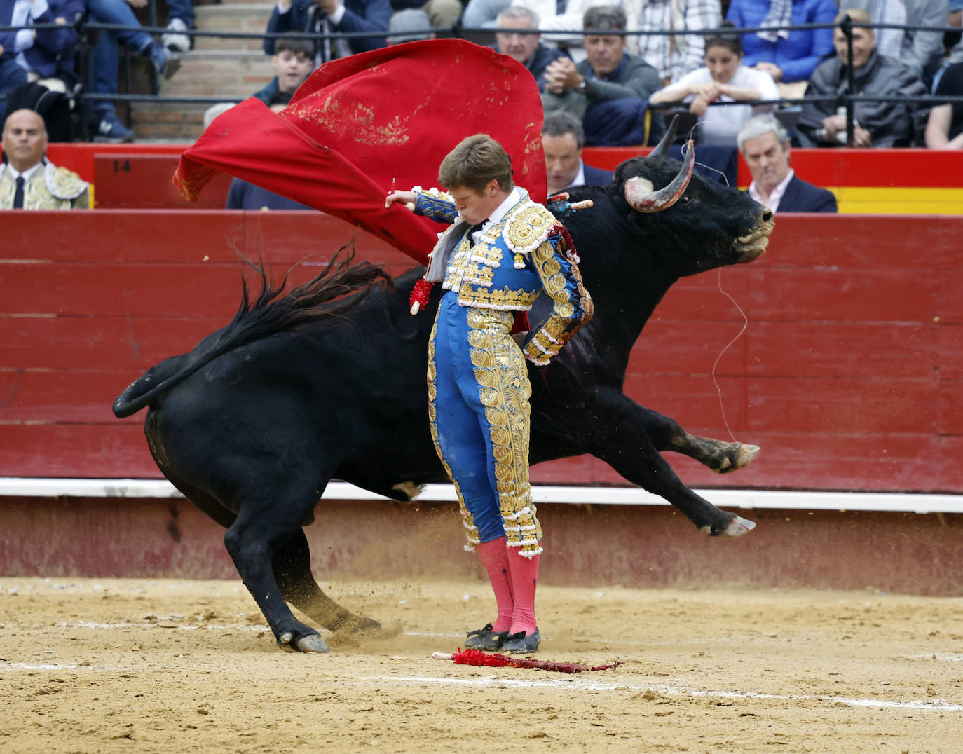 Feria de Fallas: Borja Jiménez, Cayetano y Juan Ortega