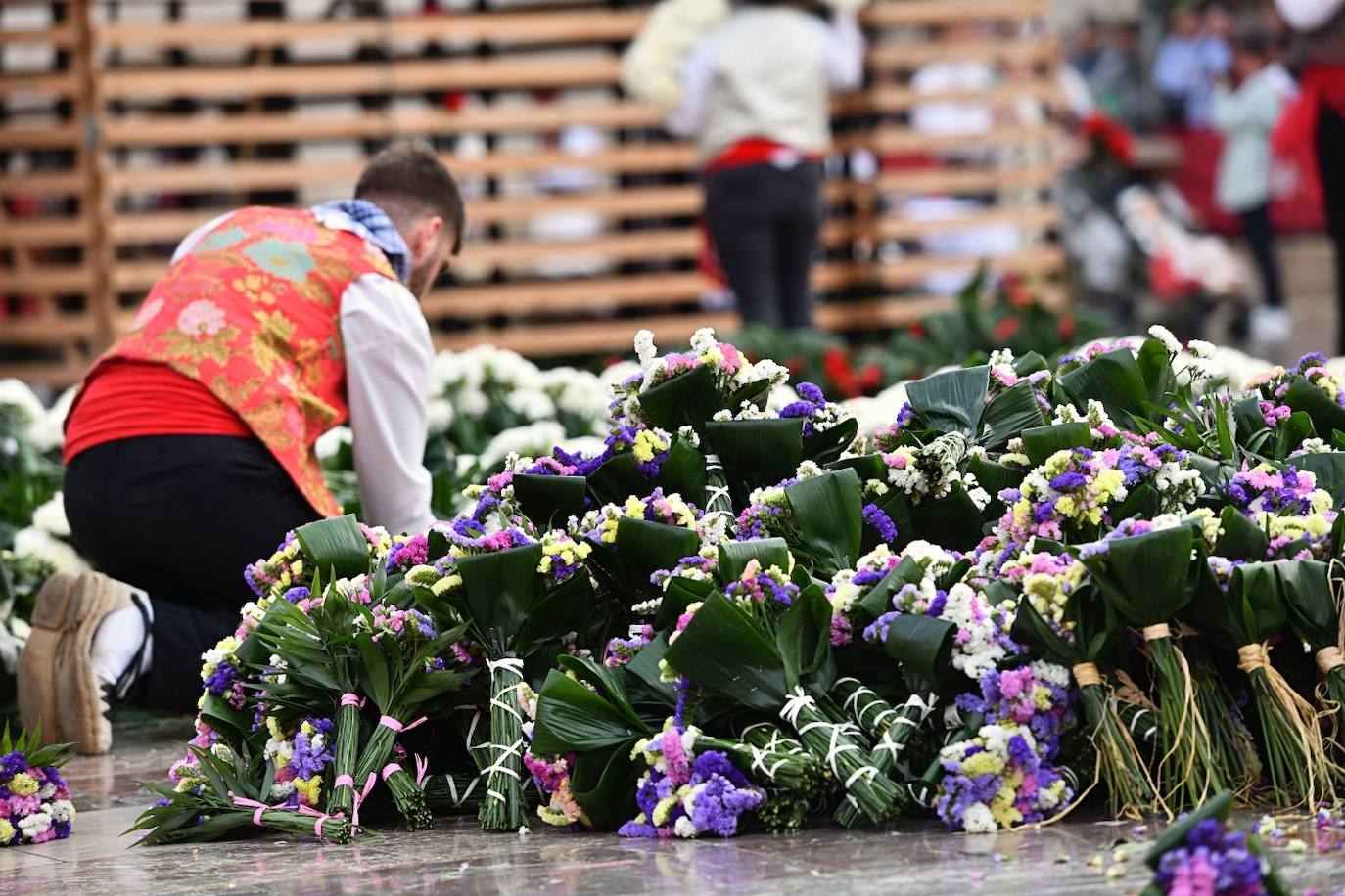 Búscate en la Ofrenda de las Fallas 2024: domingo 17 de marzo