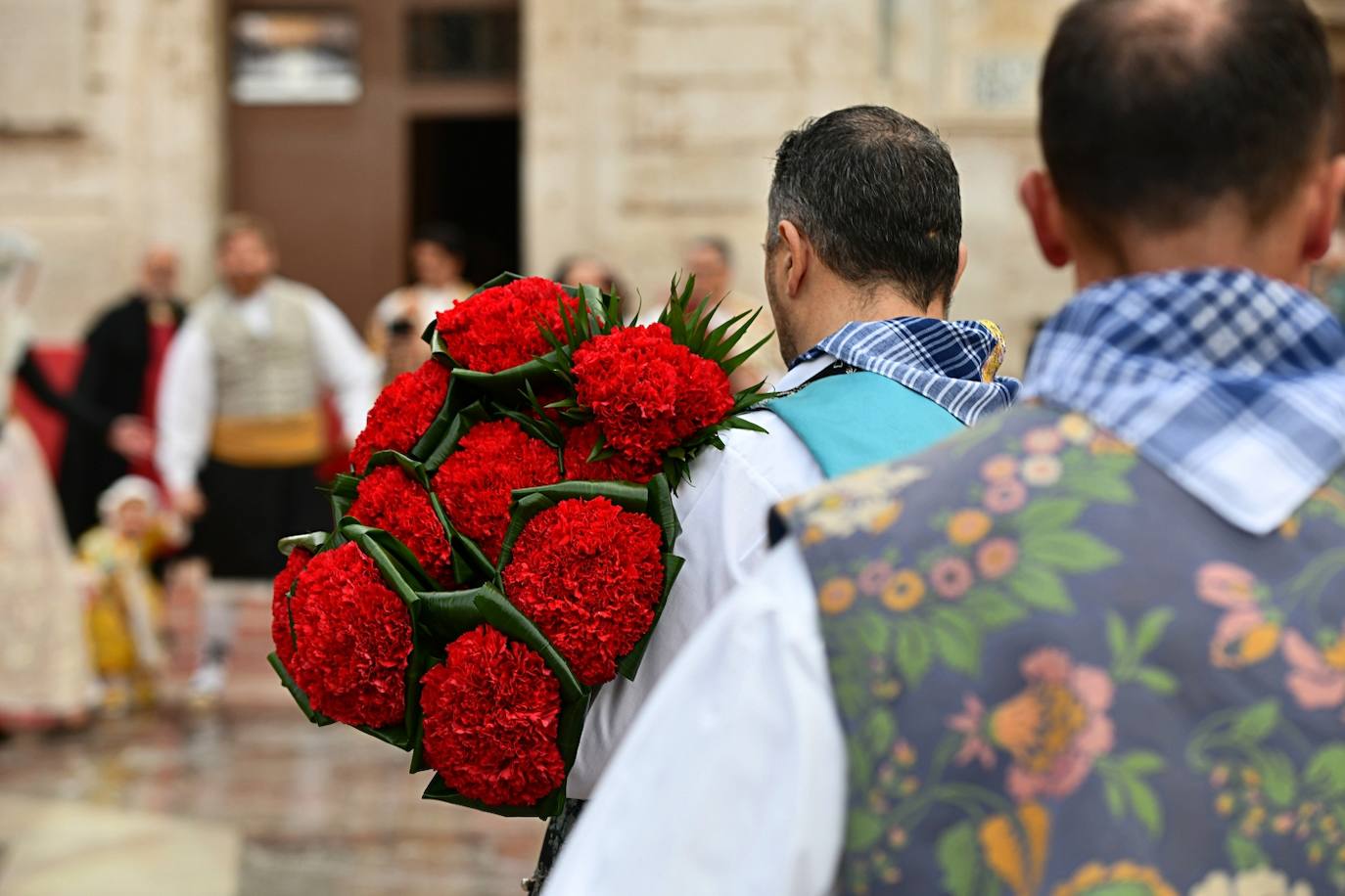 Búscate en la Ofrenda de las Fallas 2024: domingo 17 de marzo