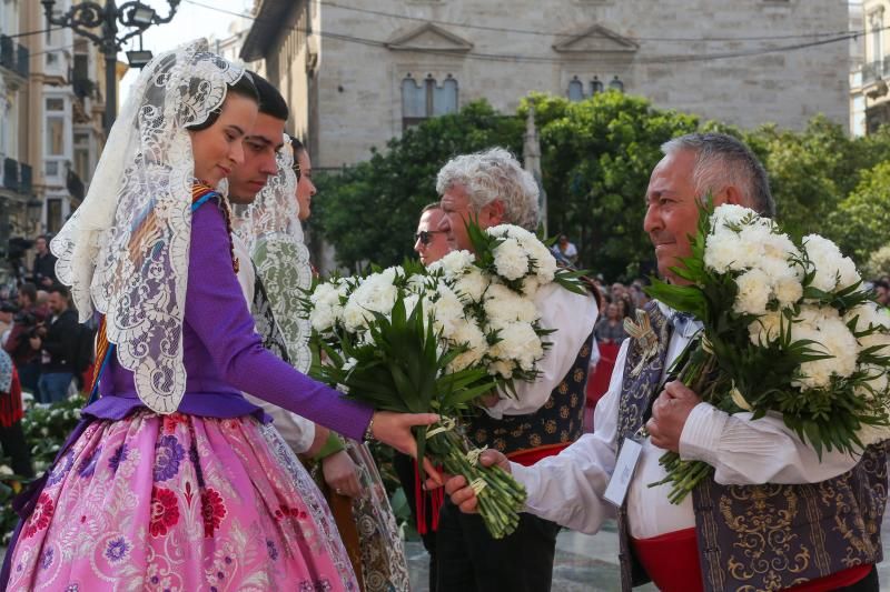 Búscate en la Ofrenda de este lunes 18 de marzo