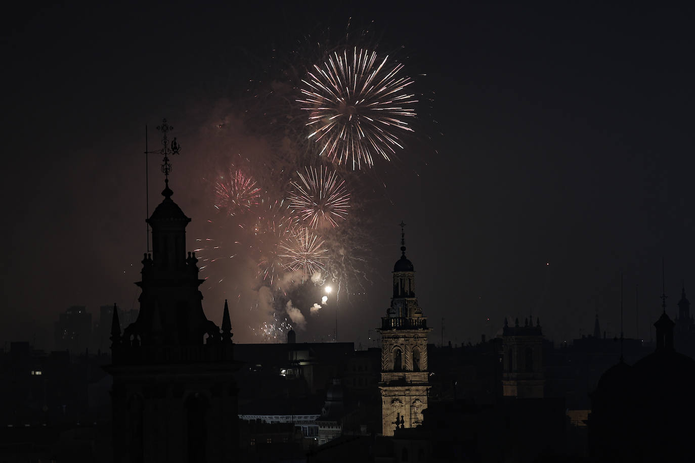 Así ha sido la Nit del Foc de las Fallas 2024