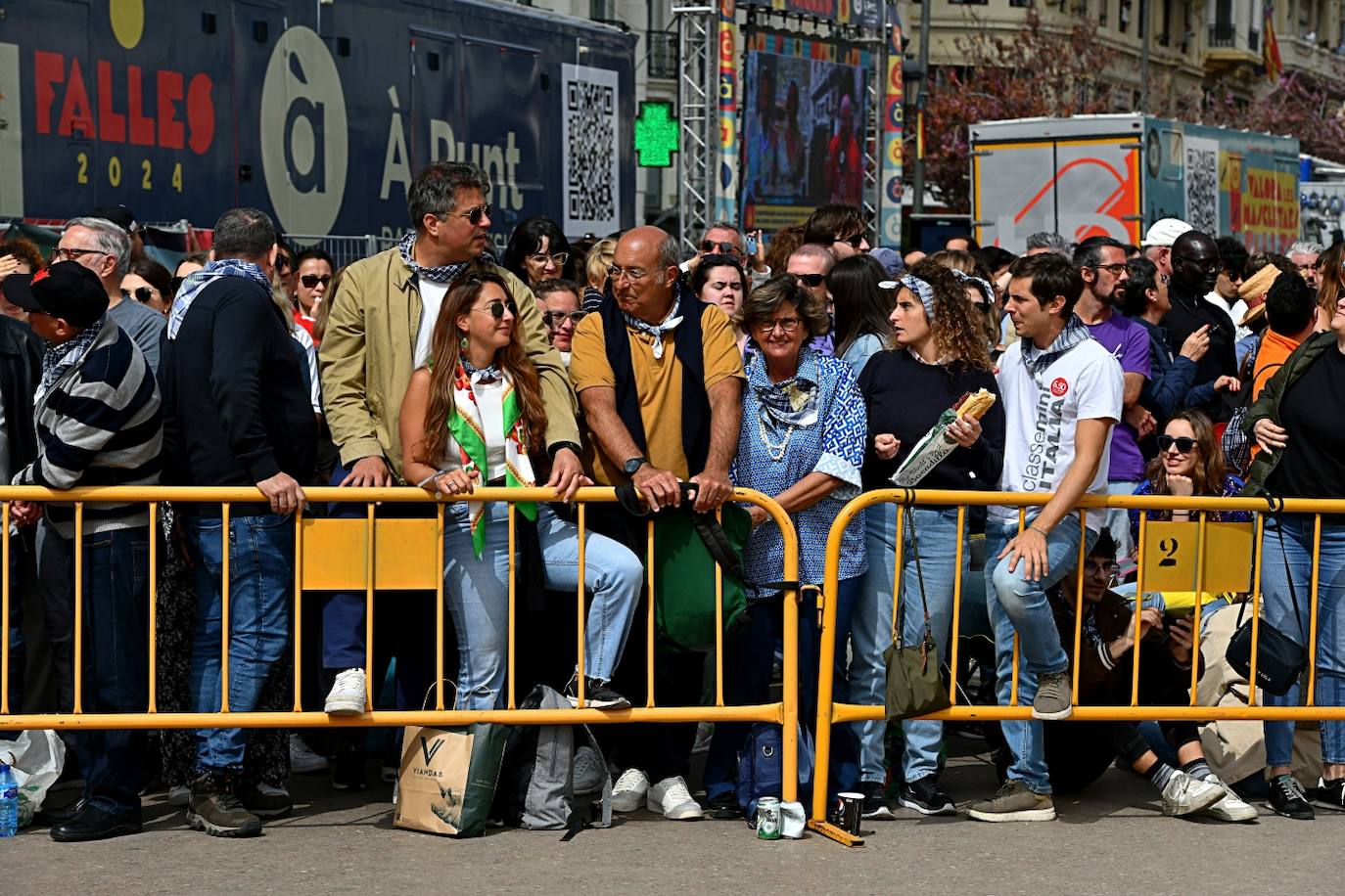 Búscate en la mascletà de este martes 19 de marzo