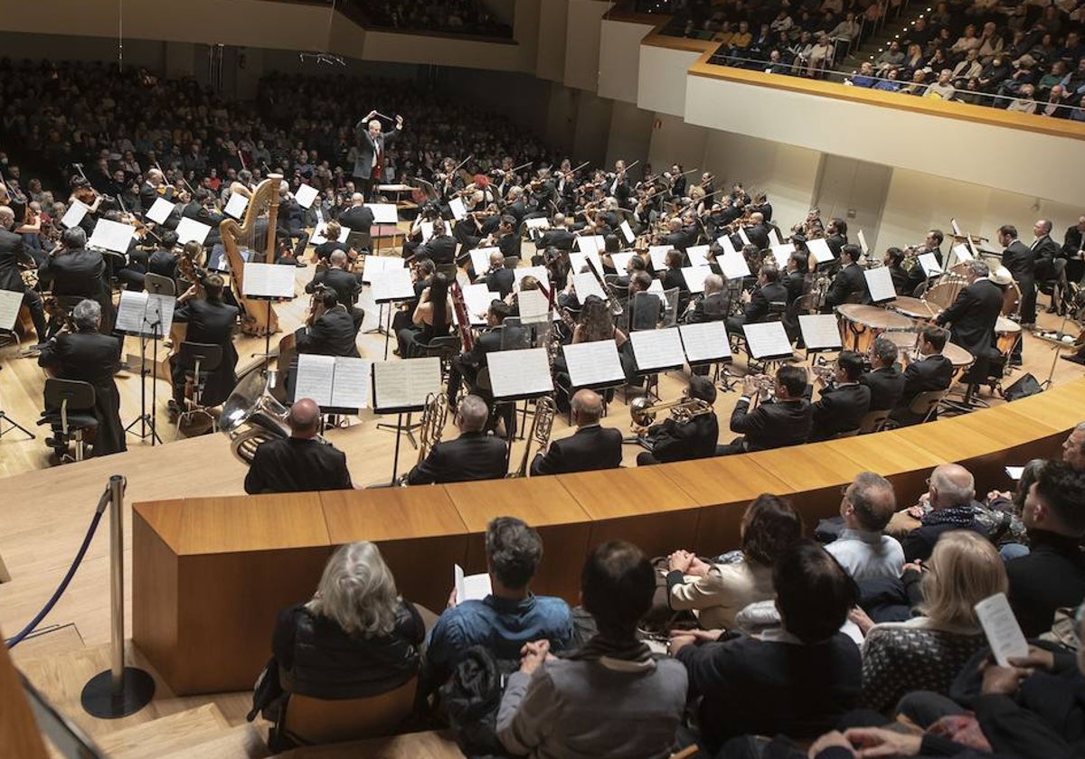 Concierto de la Orquesta de Valencia en el Palau.