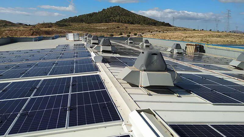 Instalación de placas solares.