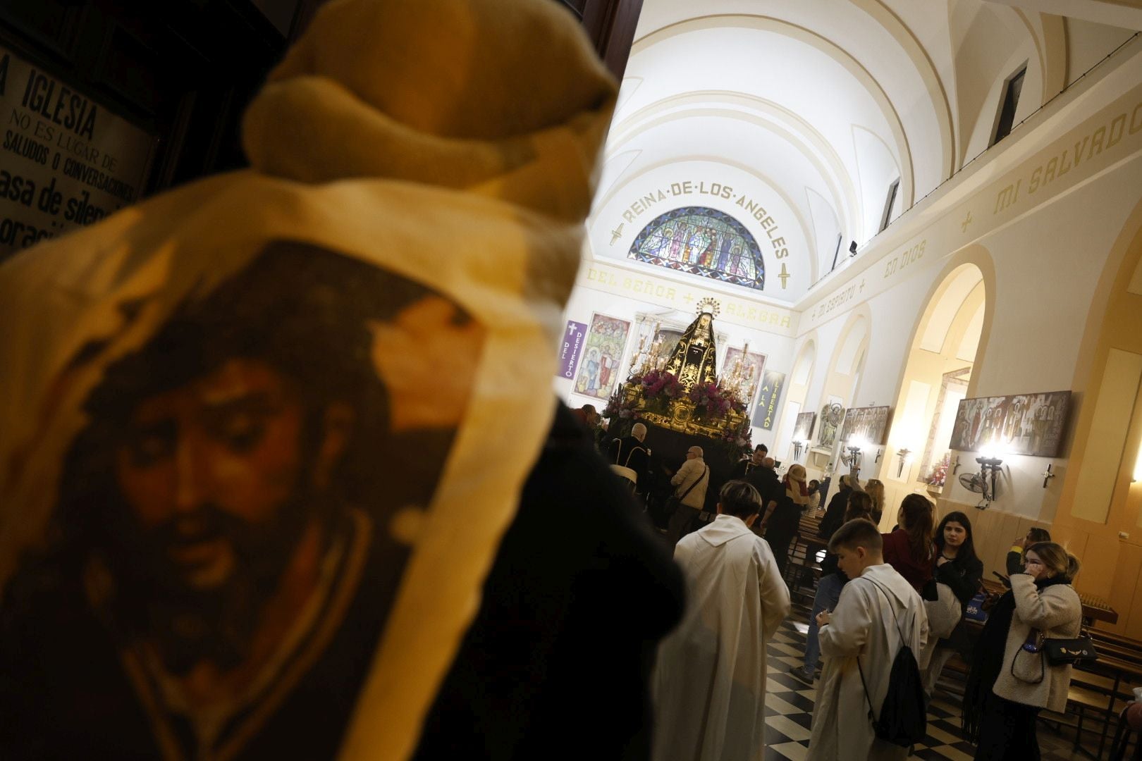 Procesión de los Granaderos de la Virgen en Valencia