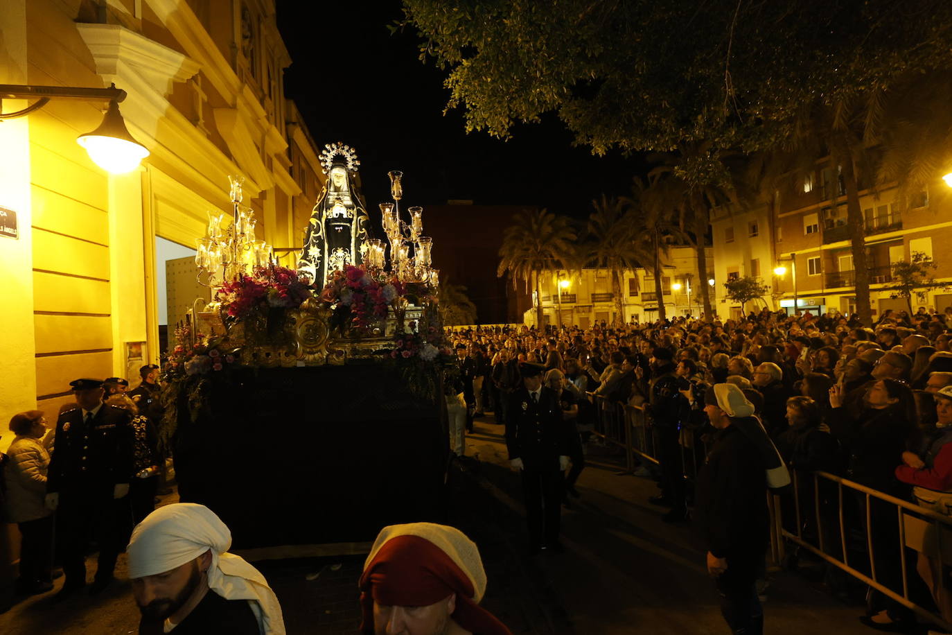 Procesión de los Granaderos de la Virgen en Valencia