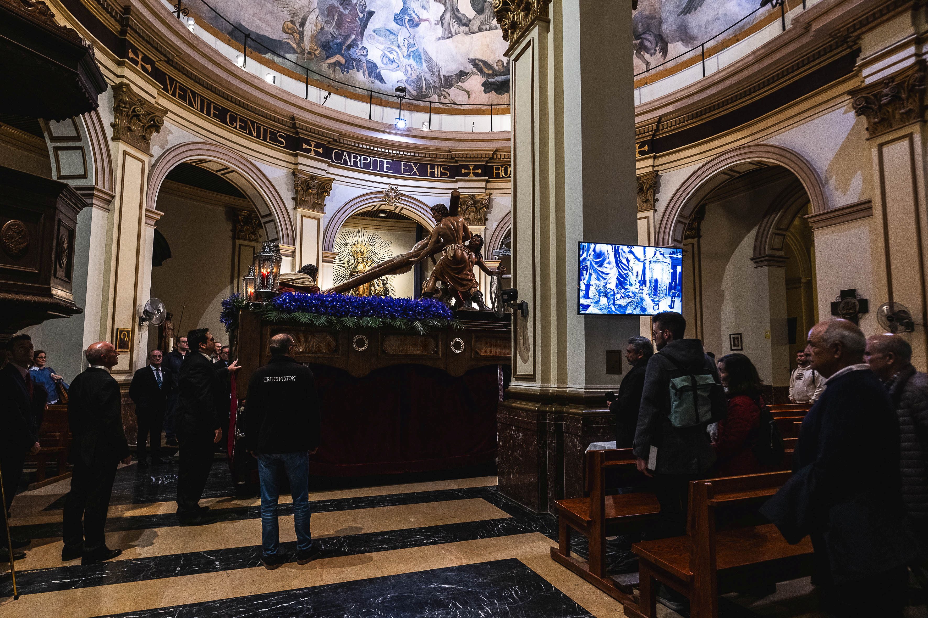 Semana Santa Marinera de Valencia: Procesion del Cristo de la crucifixión