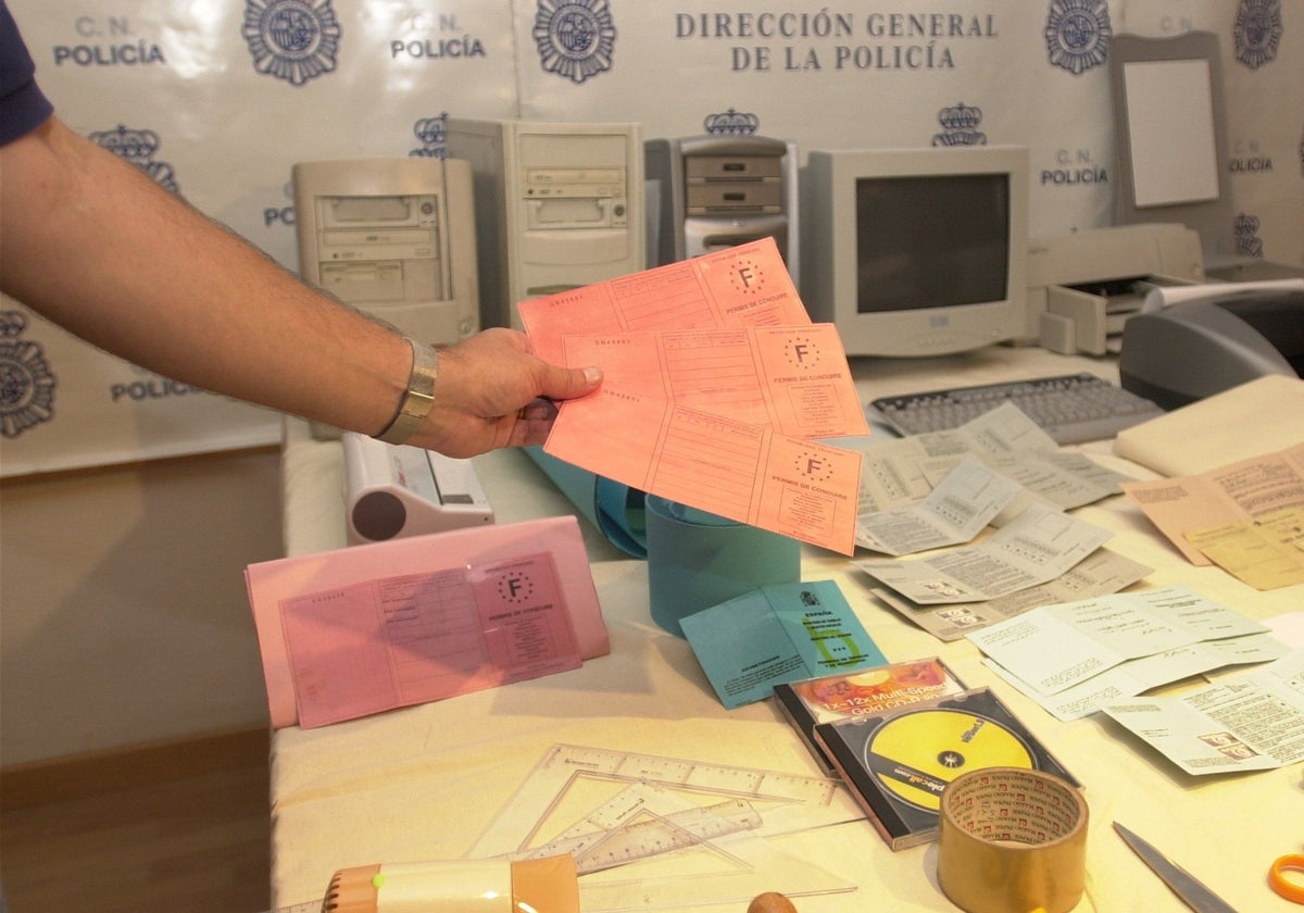 Un abogado, detenido por usar nóminas falsas para obtener permisos de residencia en Valencia