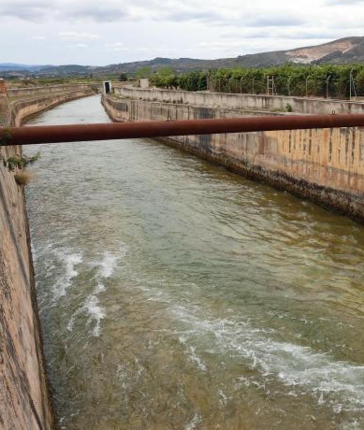 Imagen secundaria 2 - El Consell apuesta por la modernización de la Acequia Real del Júcar y el saneamiento de los aportes a l&#039;Albufera