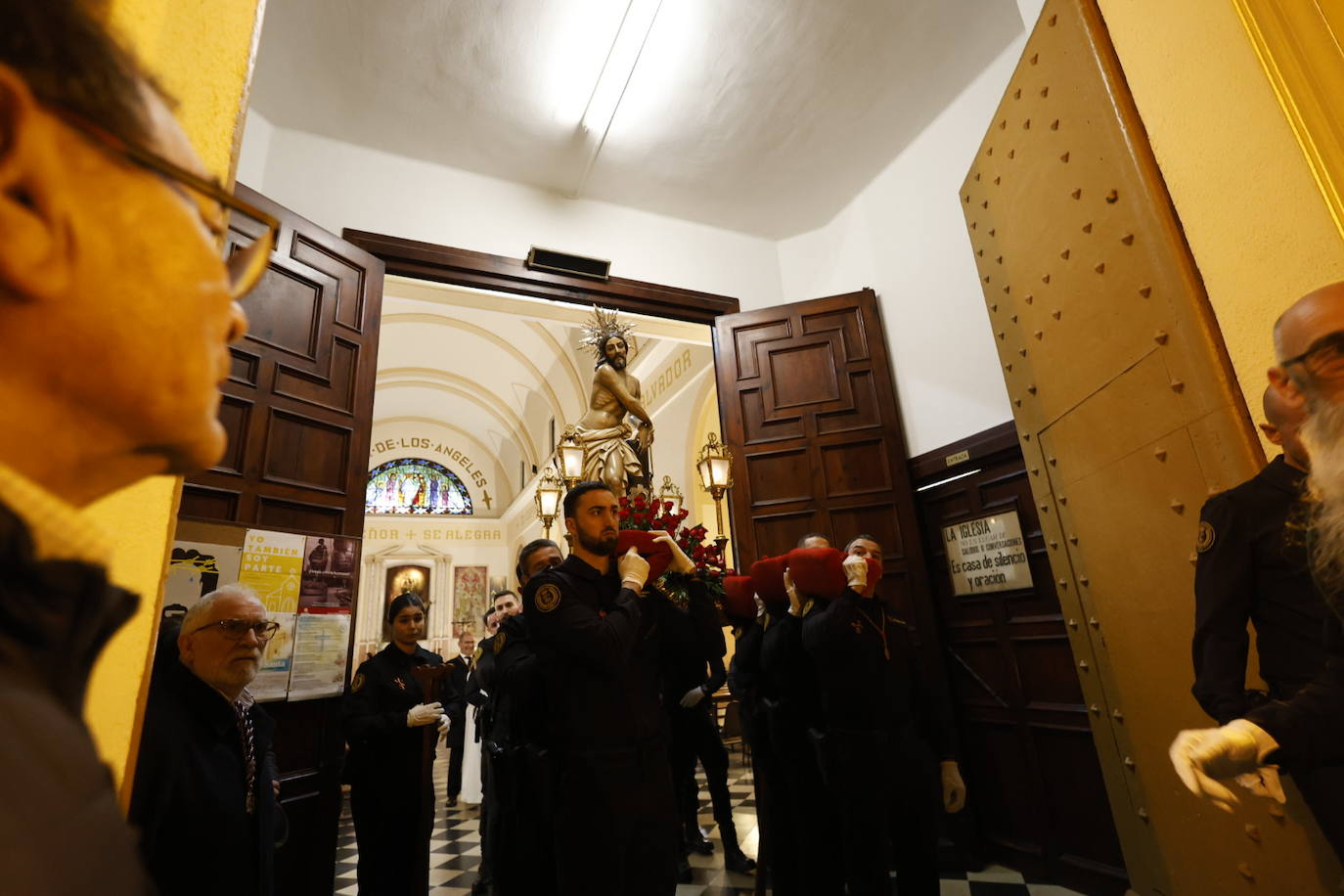 Procesión del Ecce Homo por las calles del Marítimo