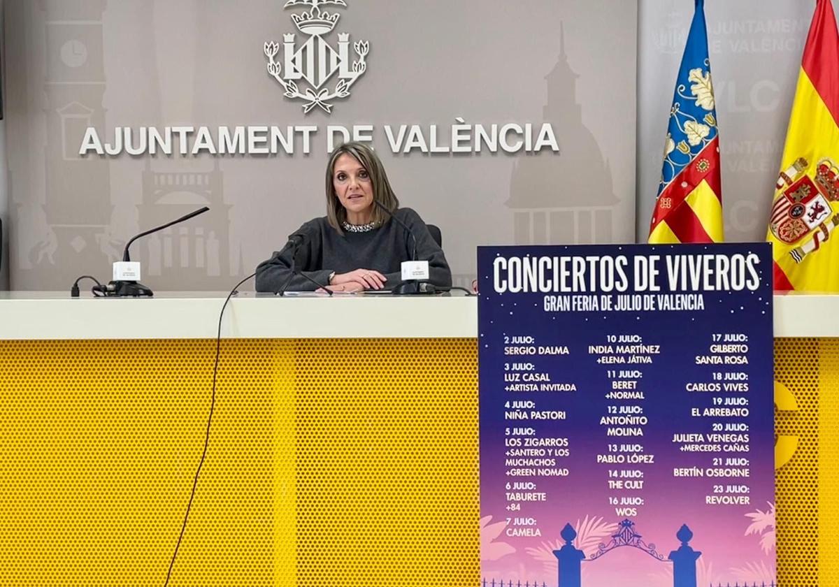 La Concejal de Fiestas y Tradiciones, Mónica Gil, presenta el cartel