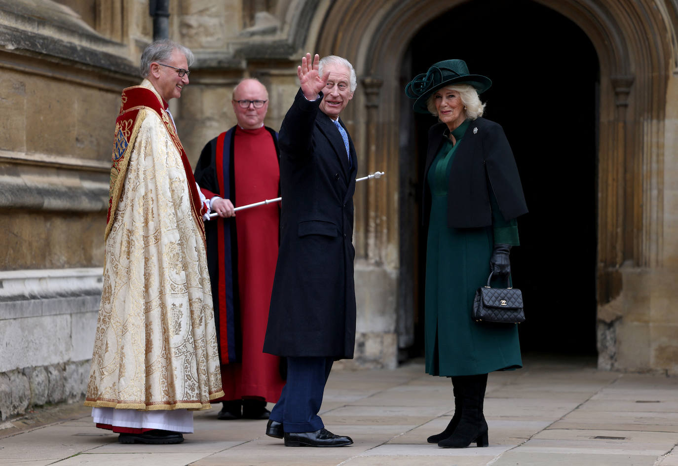 El rey Carlos III reaparece en la misa de Pascua ante la ausencia de Kate Middleton