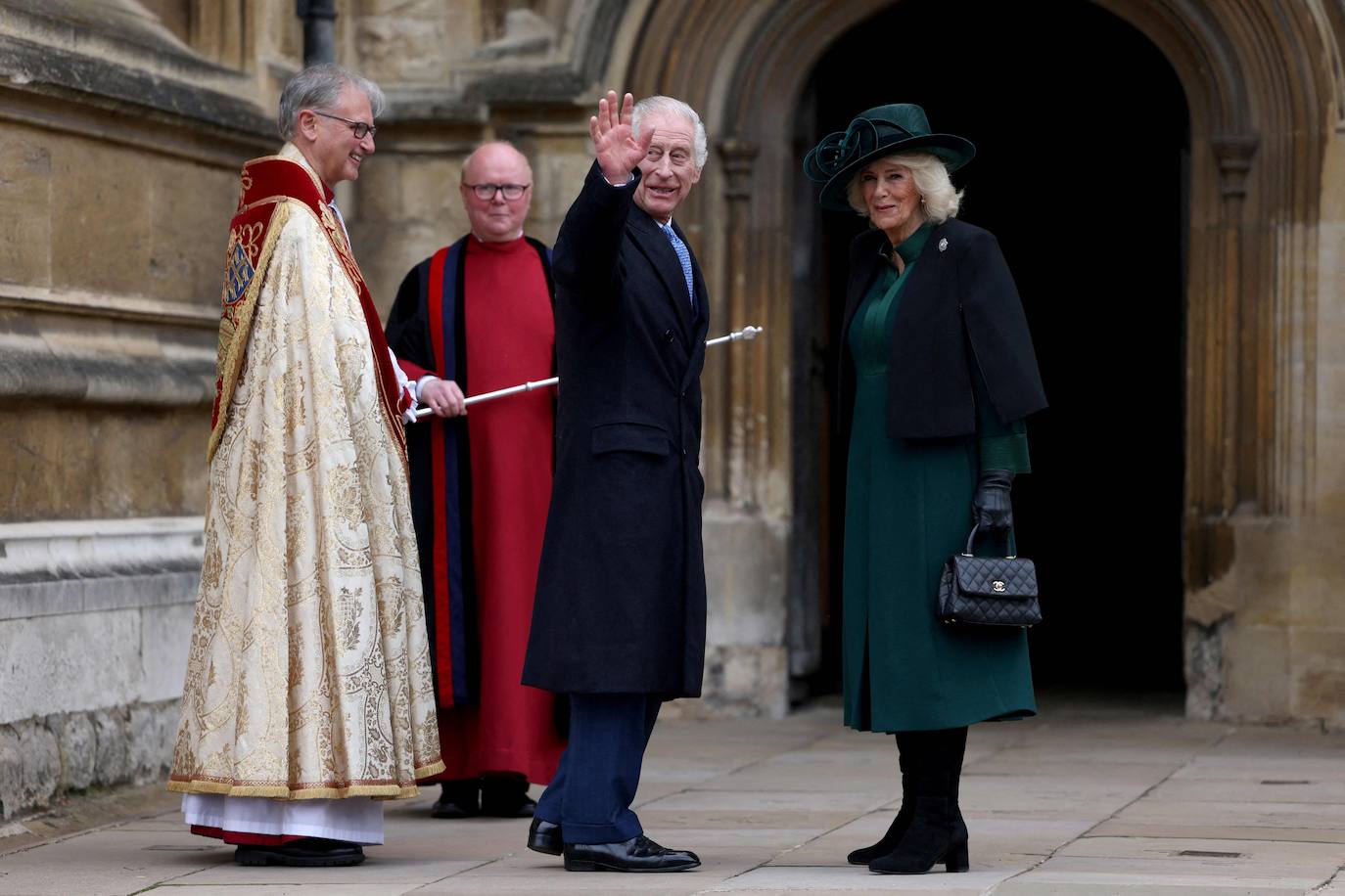 El rey Carlos III reaparece en la misa de Pascua ante la ausencia de Kate Middleton