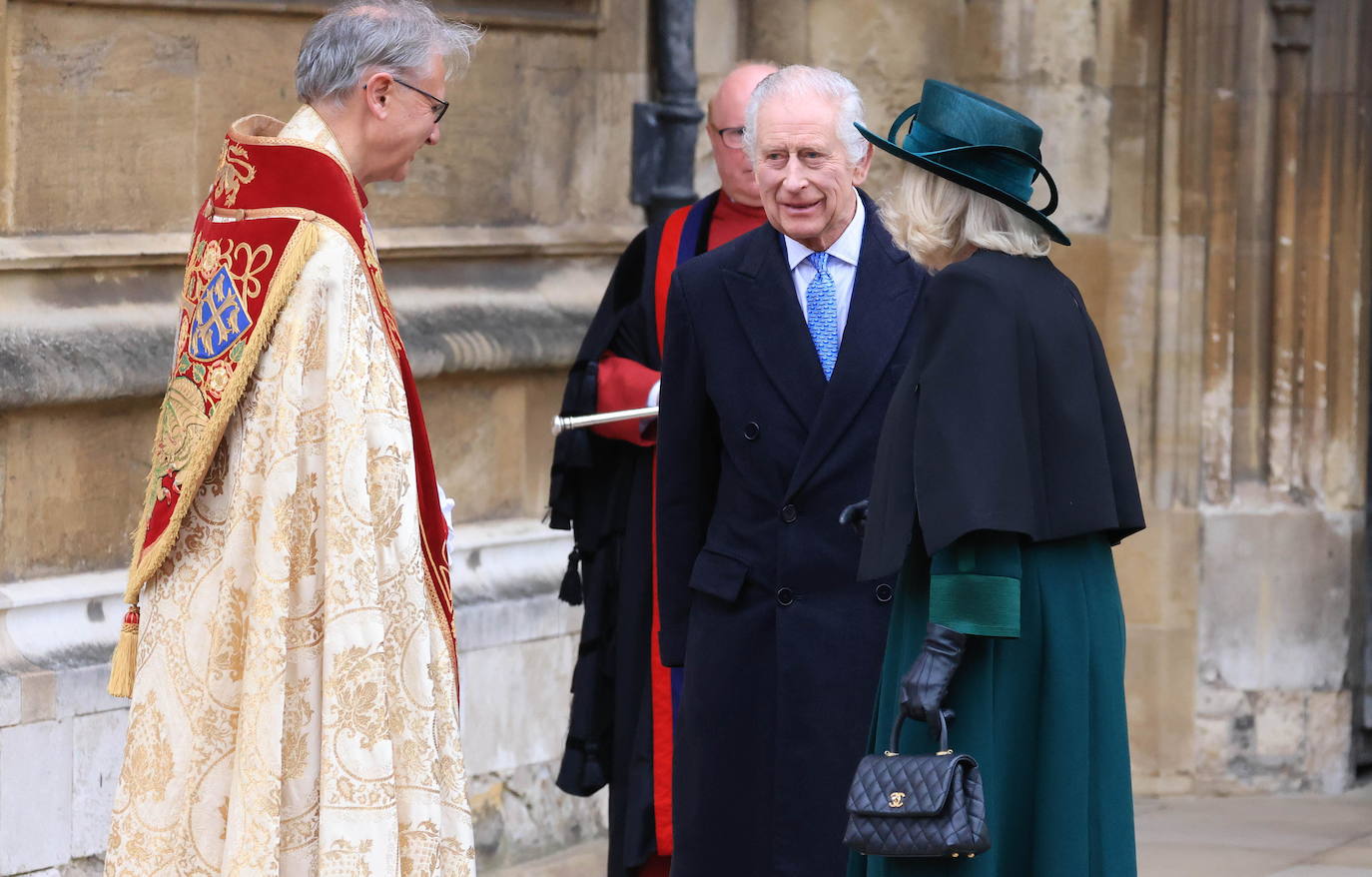 El rey Carlos III reaparece en la misa de Pascua ante la ausencia de Kate Middleton