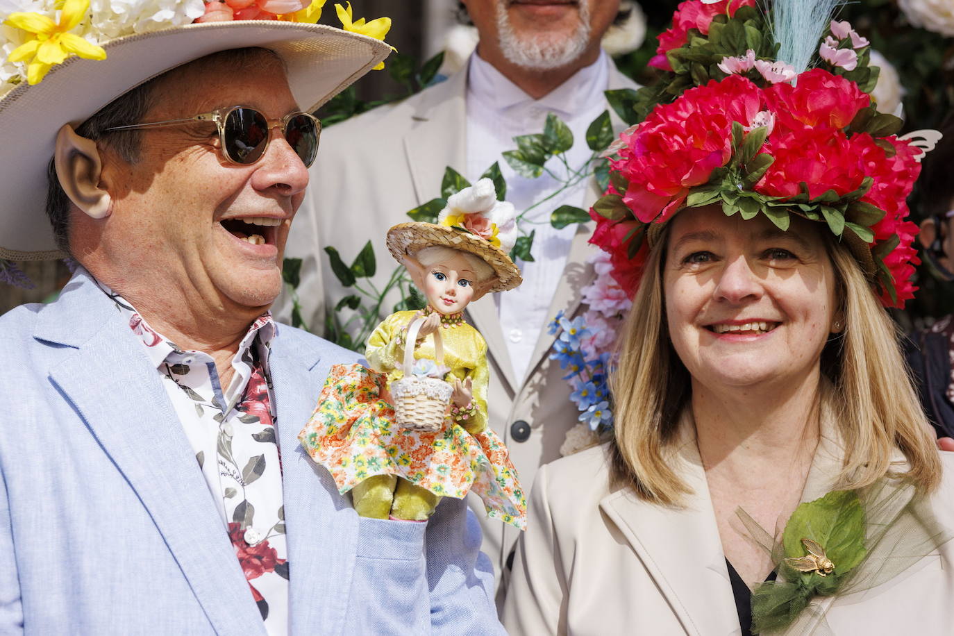 Nueva York celebra la Pascua con un desfile de llamativos sombreros