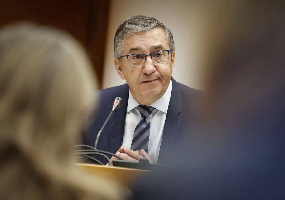 El conseller de Educación, José Antonio Rovira.