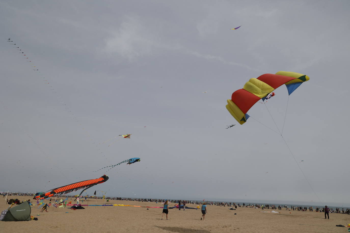 Fotos del festival de cometas en Valencia 2024