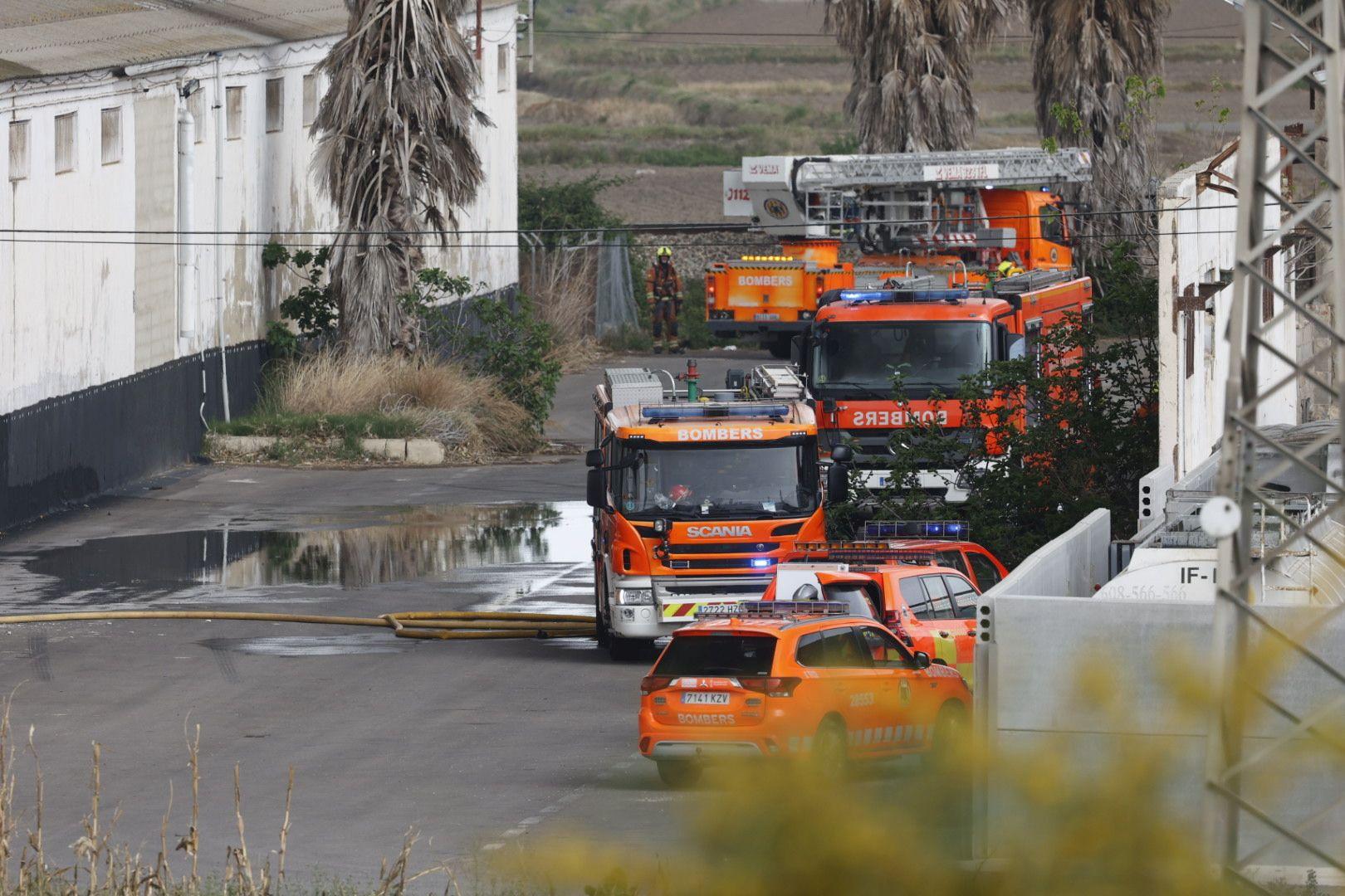 Incendio en una fábrica en Sollana