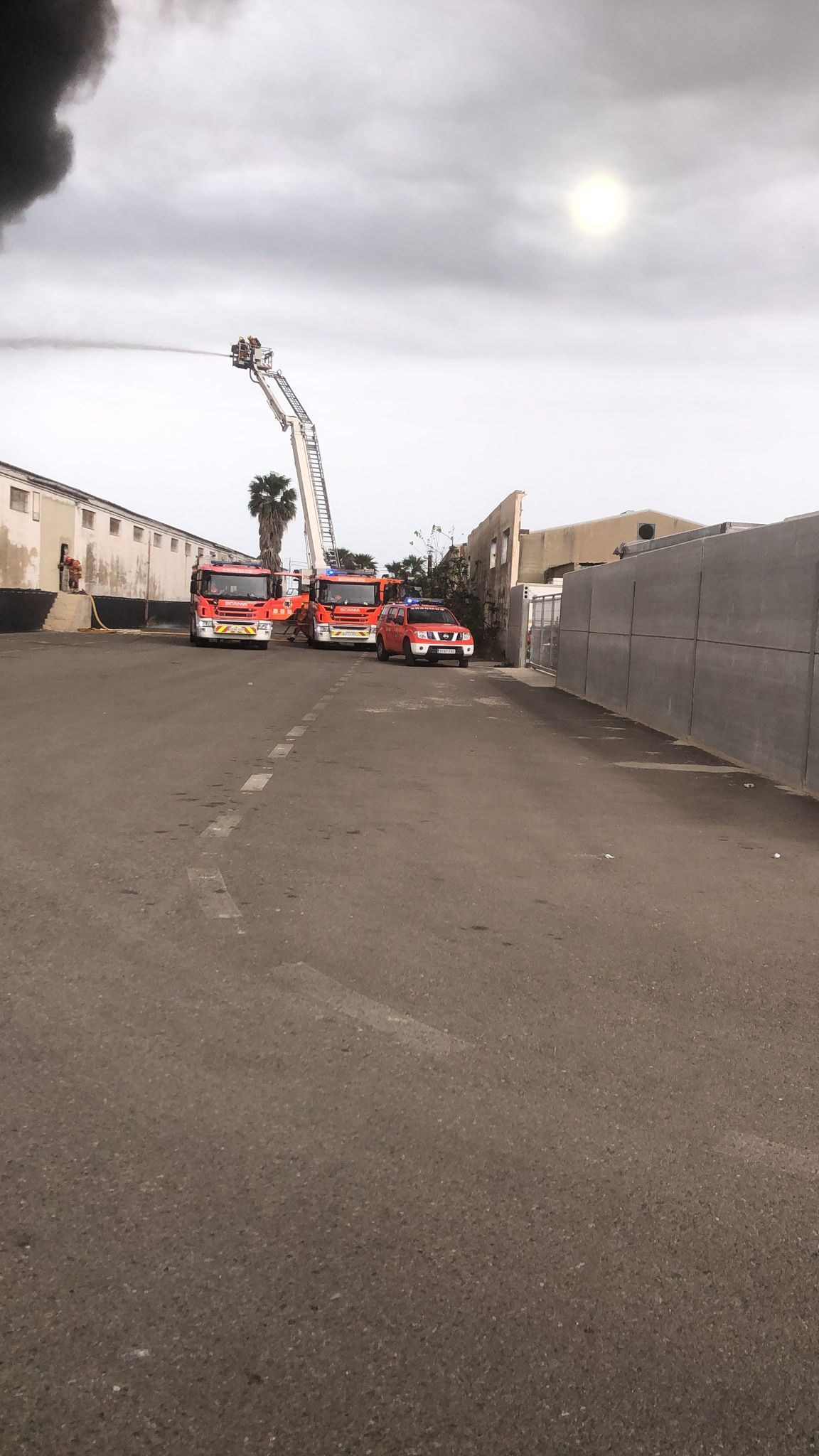 Incendio en una fábrica en Sollana