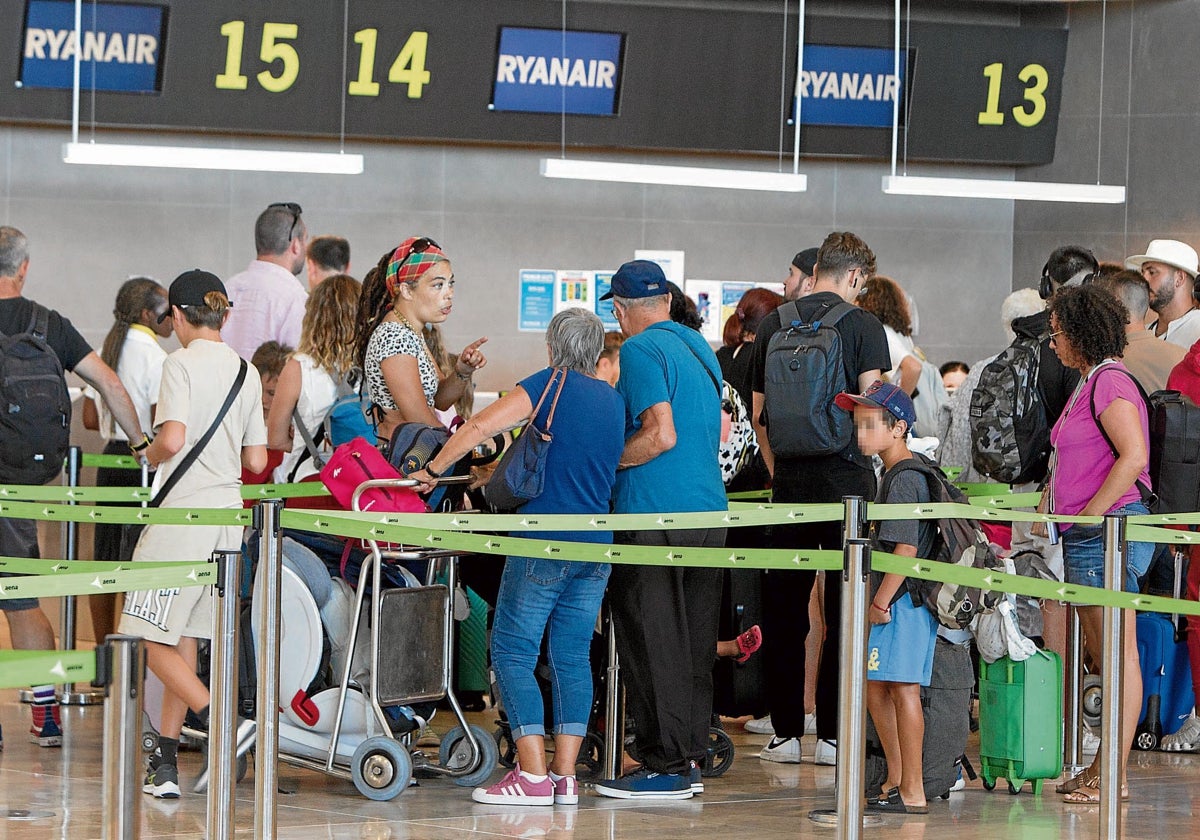 Imagen del aeropuerto de Manises.