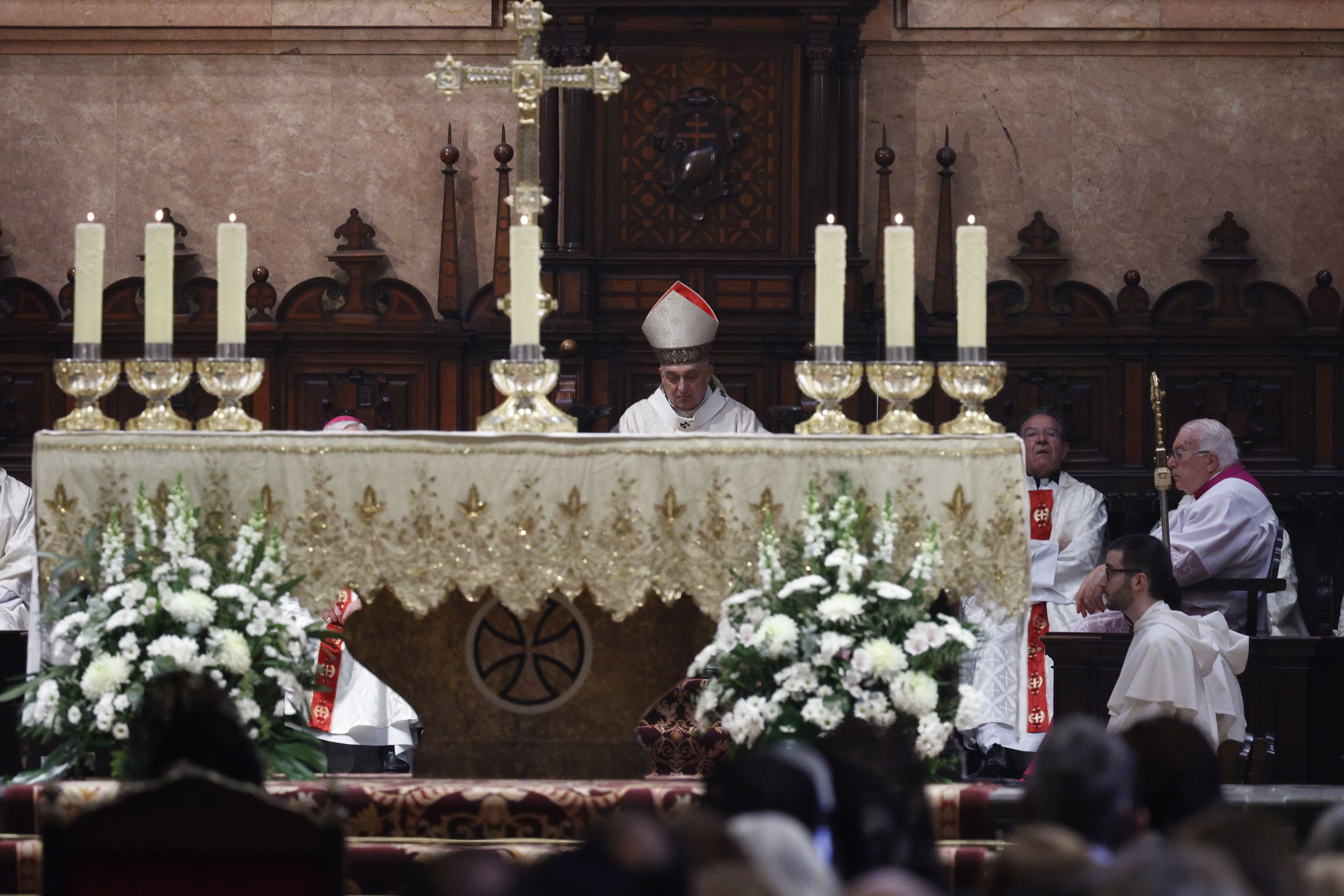 Fotos de la misa en la catedral por la festividad de San Vicente Ferrer