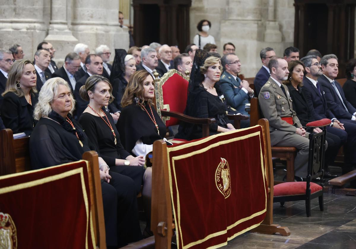 Fotos de la misa en la catedral por la festividad de San Vicente Ferrer