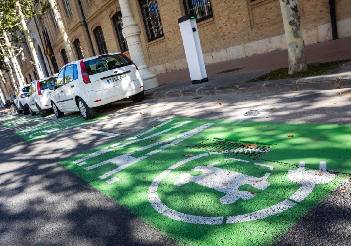 Puntos de carga para coches eléctricos en Valencia.