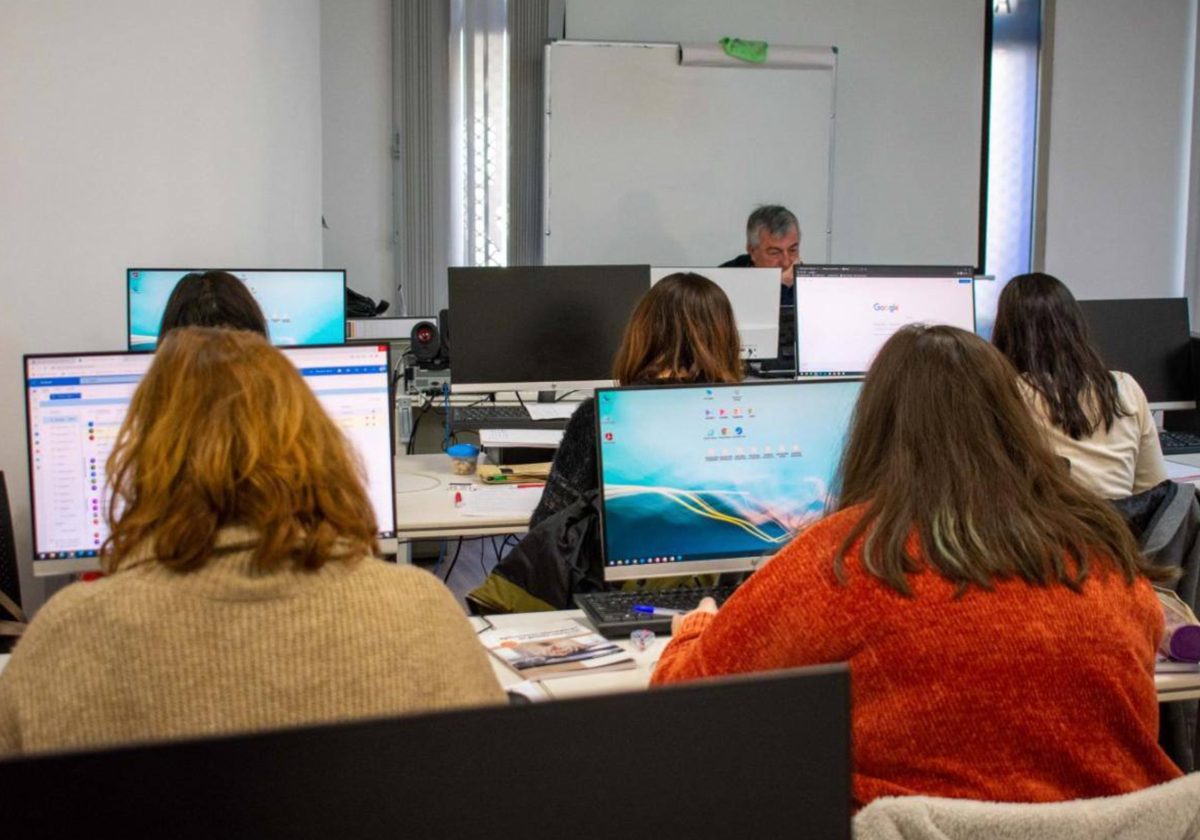 El SEPE lanza un curso en mayo para desempleados mayores de 45 años