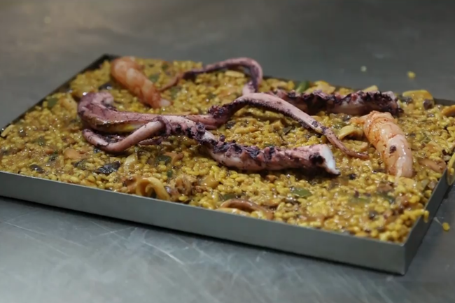 Arroz en llanda de pulpo y gambón de Líndala