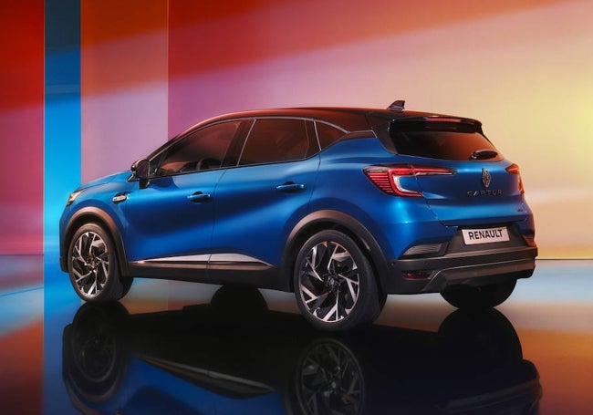 Así es la trasera del nuevo Captur.