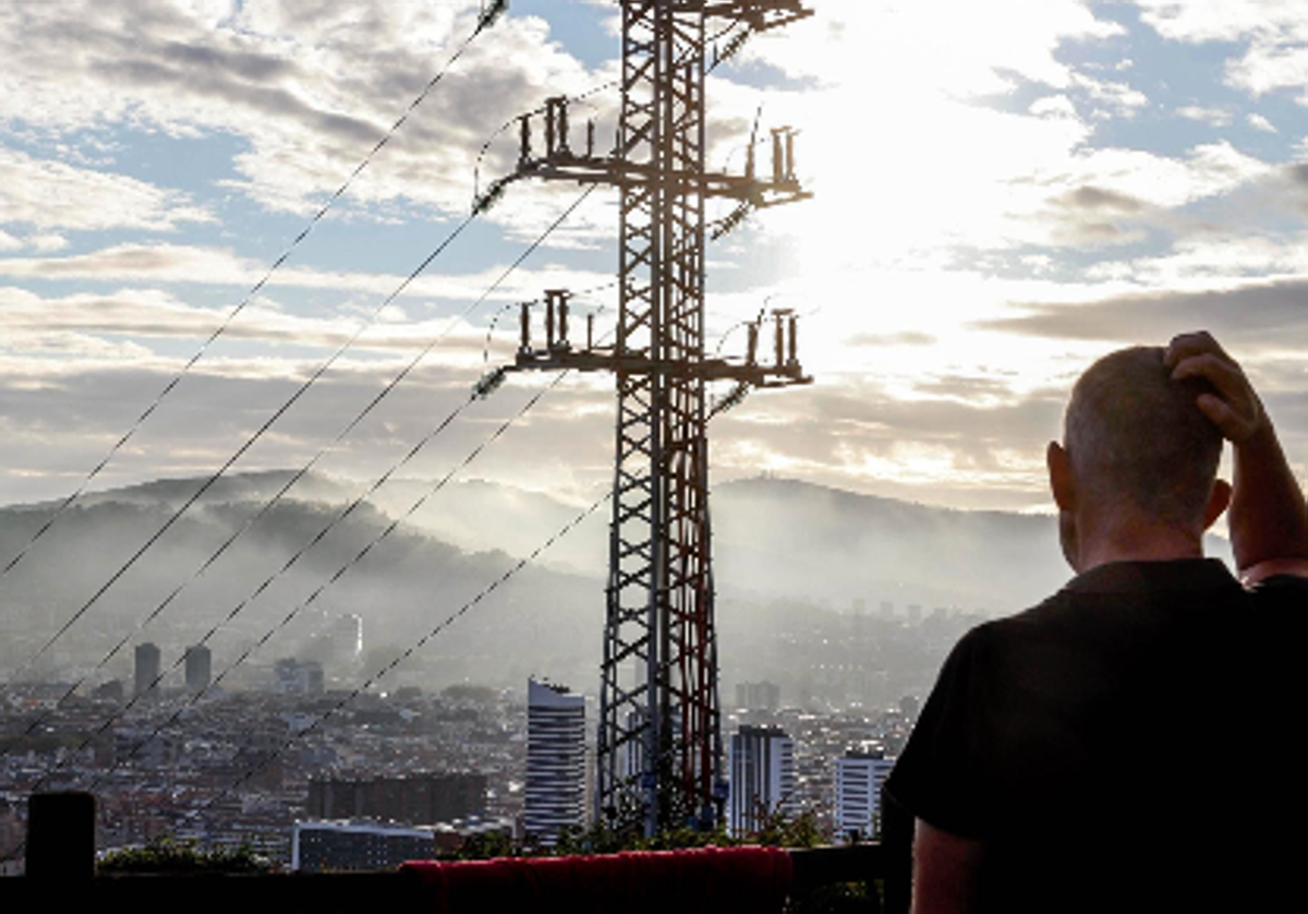 El precio de la luz sube en las horas más caras.