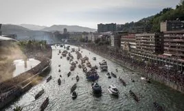 La espectacular fiesta de la gabarra en Bilbao