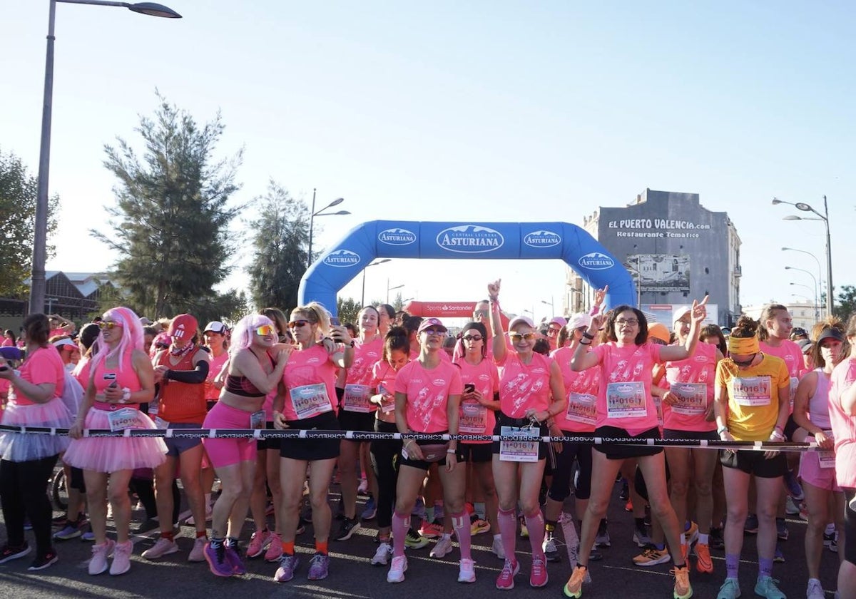 Inicio de la Carrera de la Mujer celebrada este domingo en Valencia.