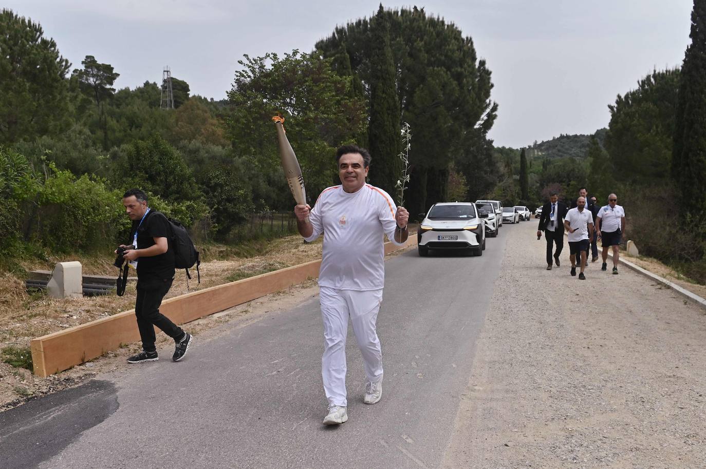 La antorcha olímpica se enciende en Grecia y ya pone rumbo a París