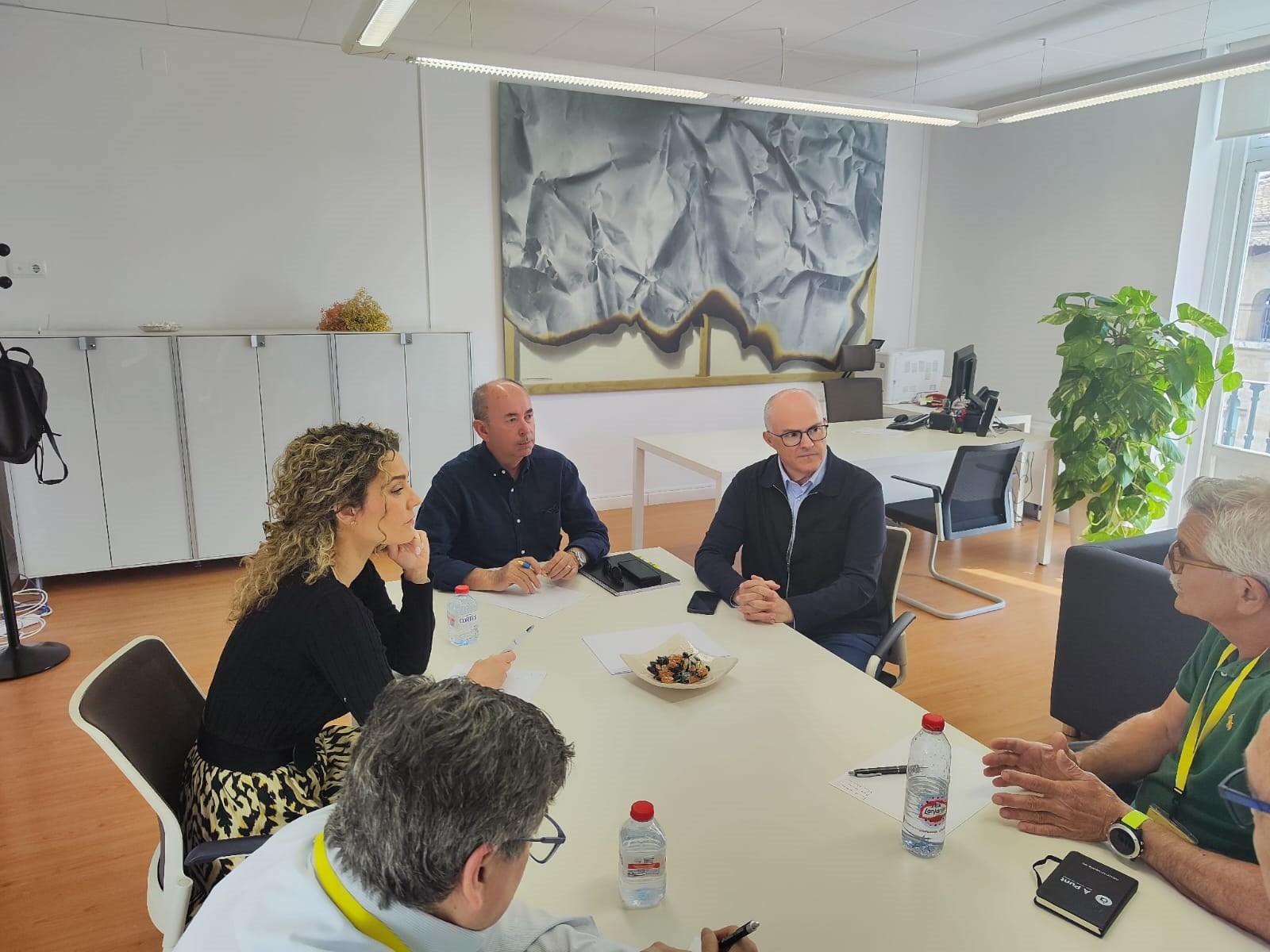 Momento de la reunión de representantes de la Plataforma con el diputado del Ciclo Hidráulico.