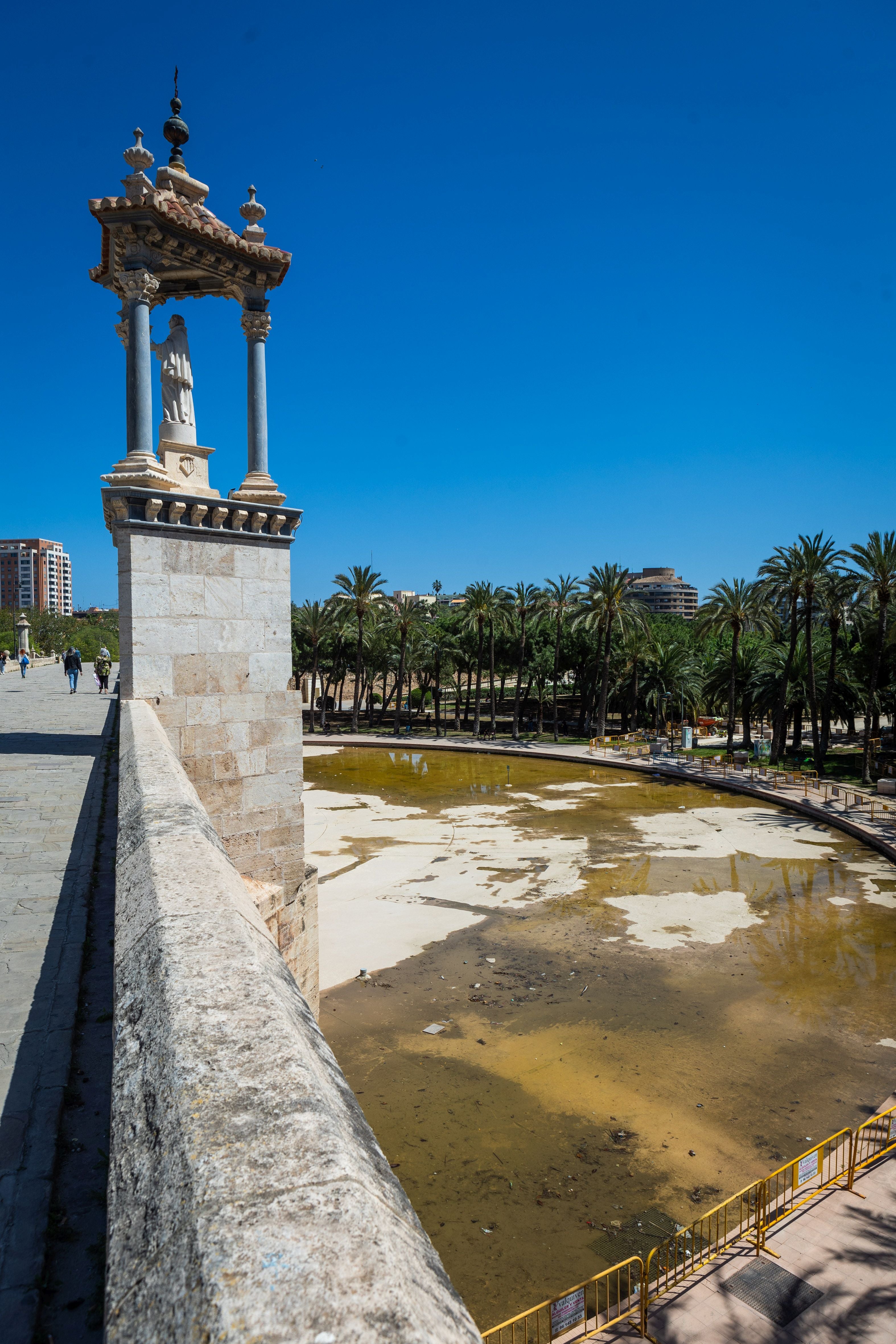 Obras en el antiguo cauce de Valencia