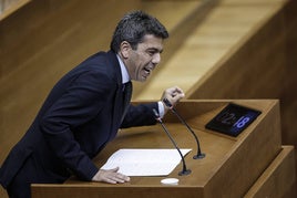 Carlos Mazón, durante una intervención en Les Corts.