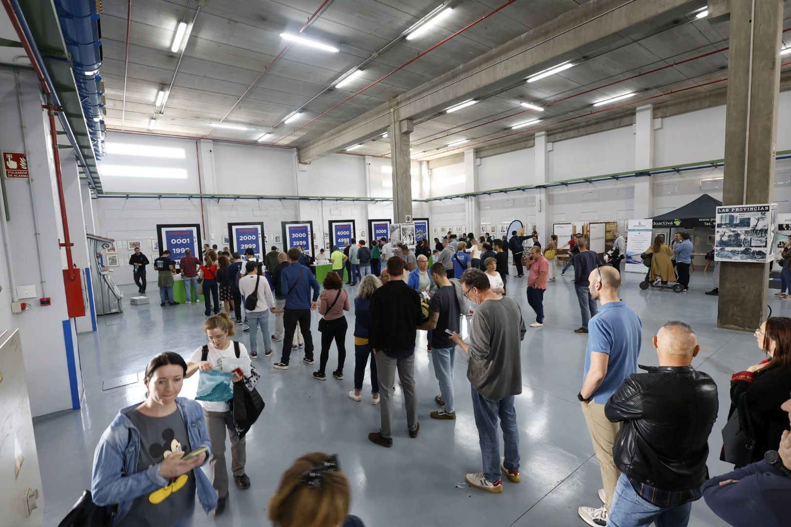 Fotos de la feria del corredor de la 15K Valencia Abierta al Mar