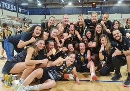 La Cordà de Paterna celebra el pase a la Final Four de Estepona.