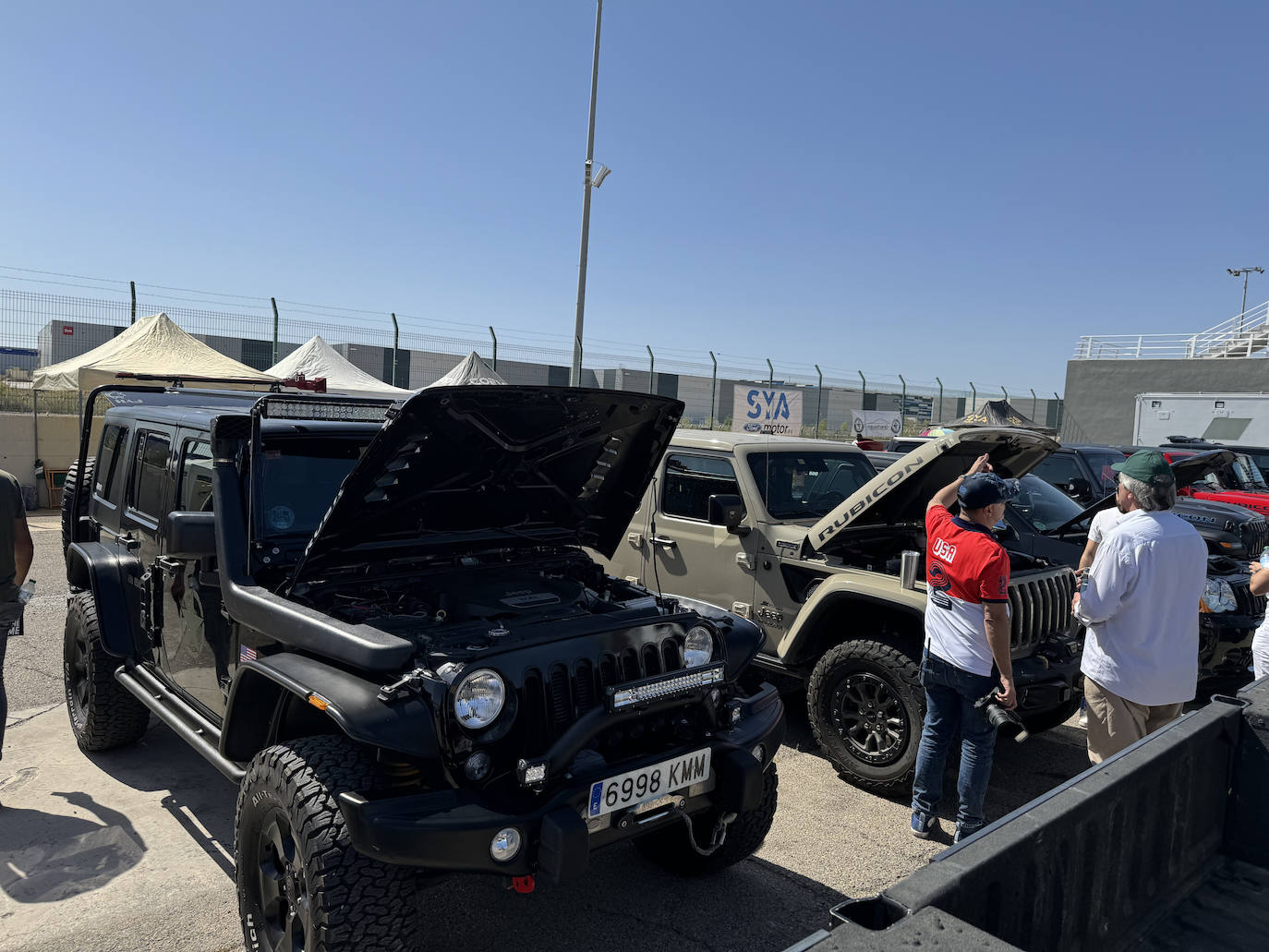 Los mejores coches americanos se citaron en el Circuit Ricardo Tormo