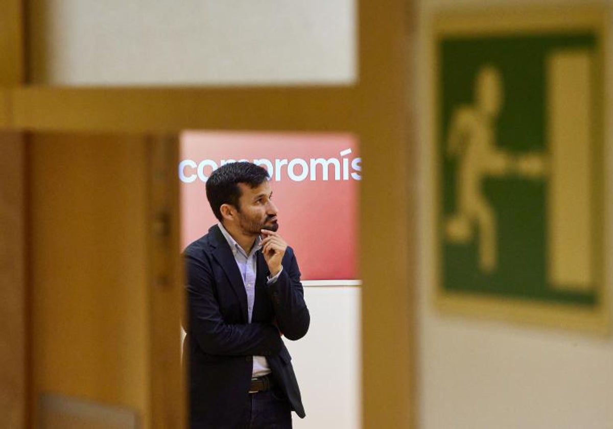 Vicent Marzà, en la sede de Compromís.