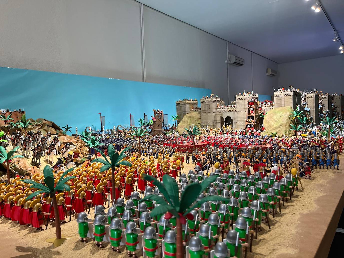 Fotos: los clicks de Playmobil desembarcan en Valencia en una espectacular exposición gratuita