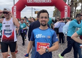 Iván Penalba, sonriente tras acabar la 7,5K paralela a la 15K Valencia Abierta al Mar.