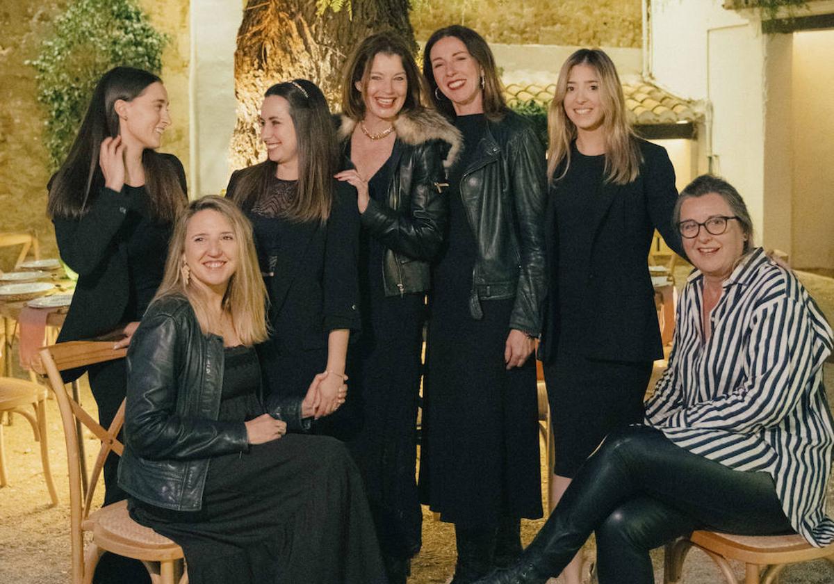 Mónica Cruz, María Ramírez, Isabel Aliño, Judit Benavent, Rocío Cárcel, Rocío Beleña y Patricia Gisbert.