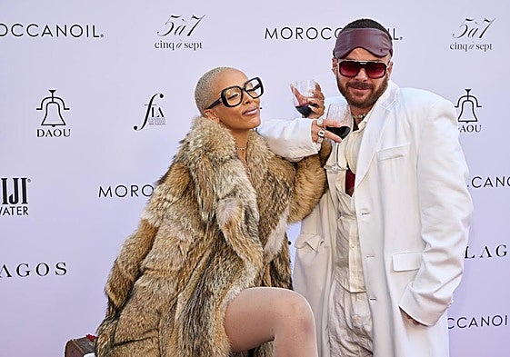 Los mejores looks de los famosos en los premios Daily Front Row en Los Ángeles