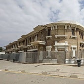 Edificios de los Docks en La Marina de Valencia.