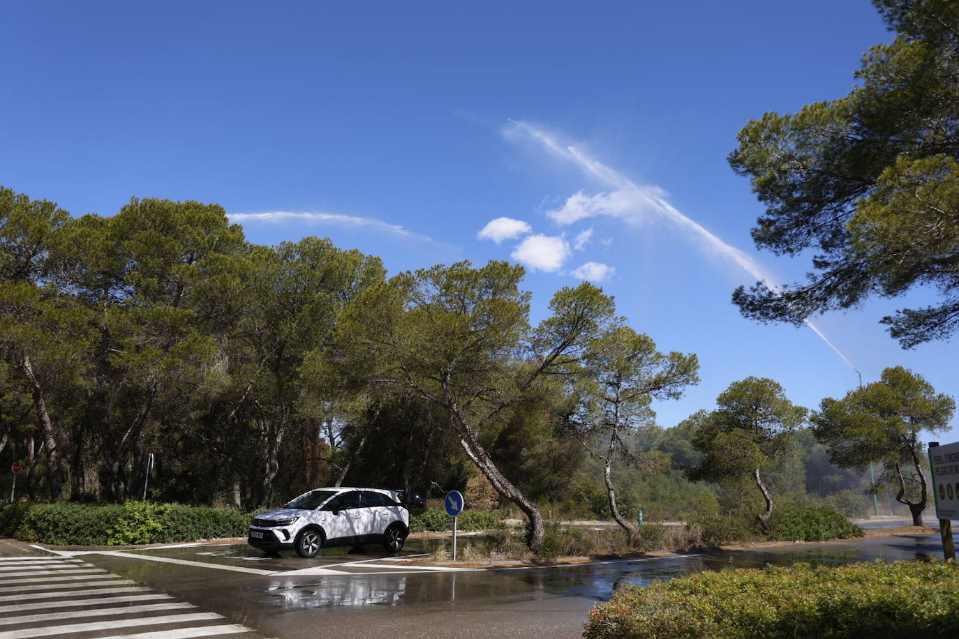 Valencia activa los ocho primeros cañones antiincendios en El Saler